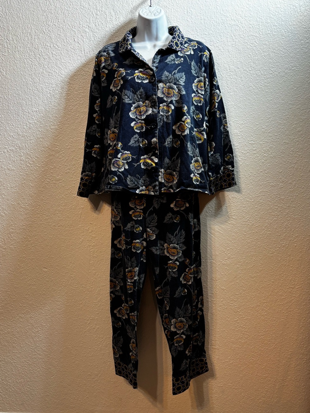 Vera Bradley Floral Pajama Set XL